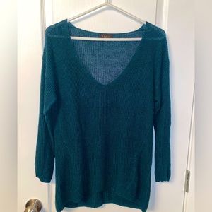 Aritzia Babaton linen and silk top